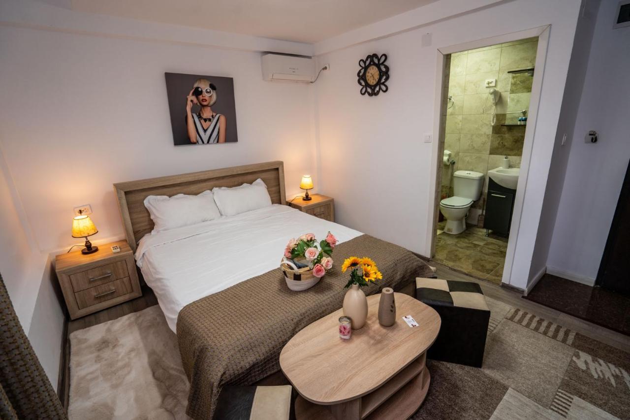Casa Del Flor Costinesti Hotel Eksteriør billede