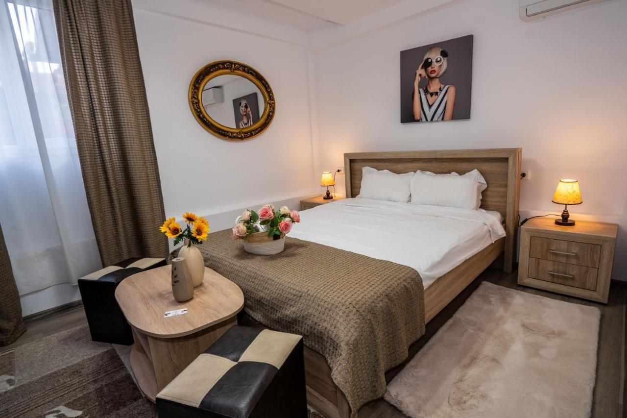 Casa Del Flor Costinesti Hotel Eksteriør billede